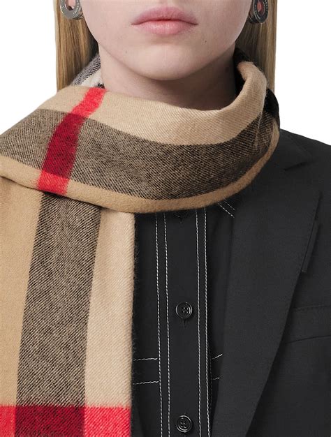 Burberry Holt Renfrew Scarves & Wrap